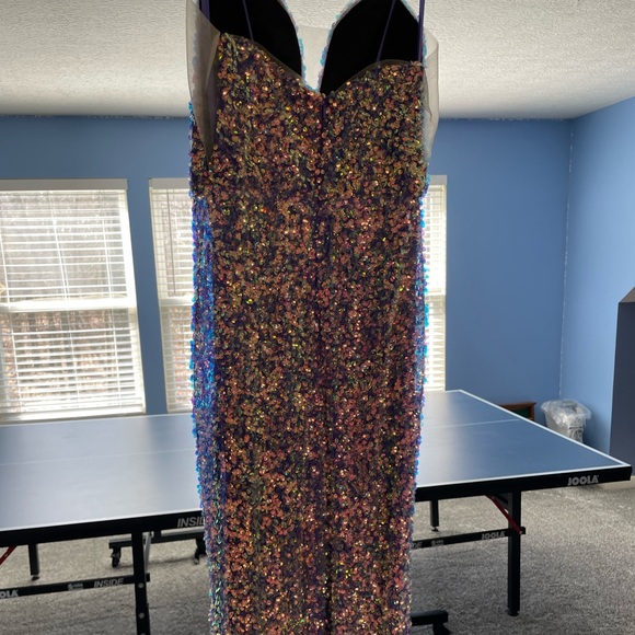 Cinderella Divine, size 6, opal-violet - Picture 4 of 10